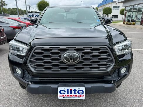 Used 2021 Toyota Tacoma TRD Off-Road AWD/4WD image 2