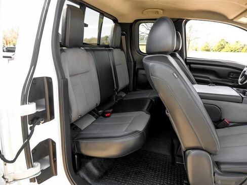 Used 2021 Nissan Titan S RWD image 36