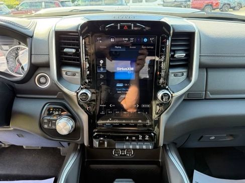 Used 2024 RAM 2500 Laramie w/ Night Edition AWD/4WD image 18
