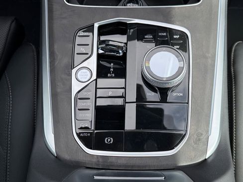 New 2026 BMW X5 xDrive40i w/ Executive Package image 26