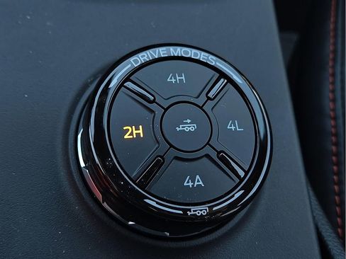 New 2025 Ford Ranger Raptor image 16