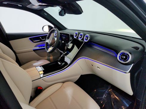 New 2026 Mercedes-Benz GLC 300 GLC 300 image 15