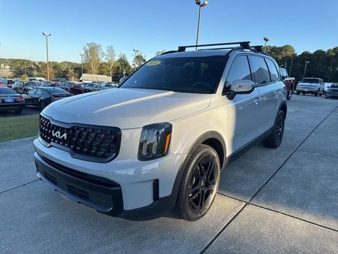 Used 2024 Kia Telluride EX X-Line image 3