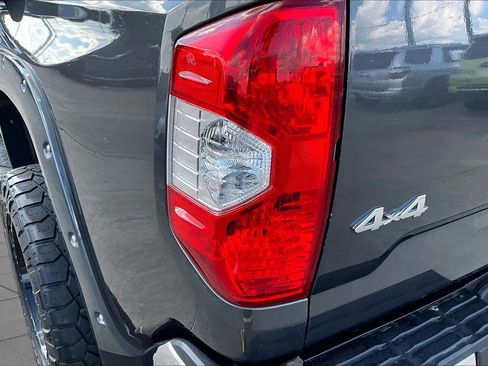 Used 2019 Toyota Tundra Limited AWD/4WD image 28