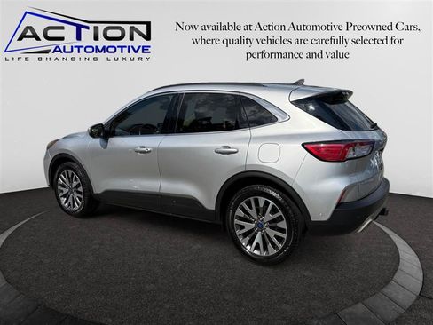 Used 2020 Ford Escape Titanium AWD/4WD image 6