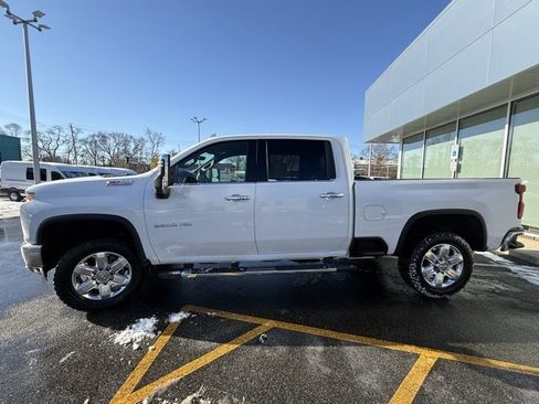 Used 2021 Chevrolet Silverado 3500 LTZ w/ LTZ Premium Package image 4