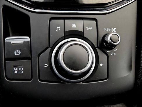 Used 2018 MAZDA CX-5 Touring w/ Preferred Equipment Package image 32