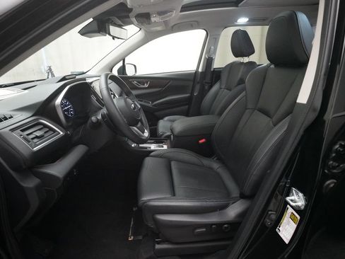 Used 2023 Subaru Ascent Touring image 7