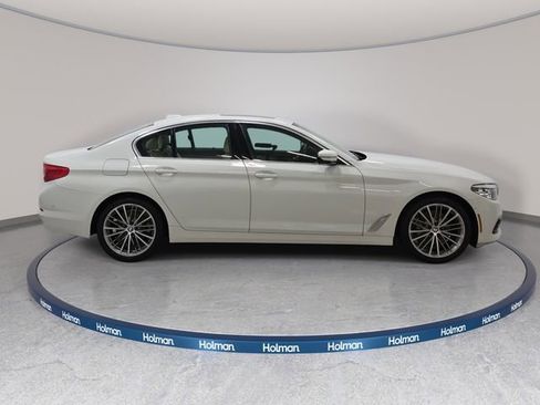 Used 2019 BMW 530i xDrive w/ Premium Package AWD/4WD image 5