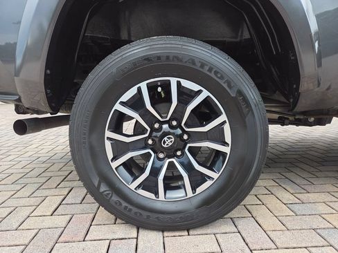 Certified 2023 Toyota Tacoma TRD Sport w/ Advanced Technology Package RWD image 19