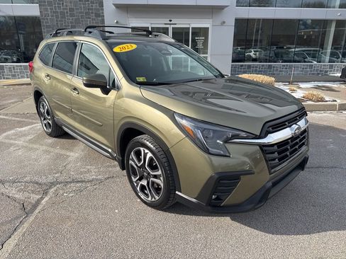 Used 2023 Subaru Ascent Limited image 7