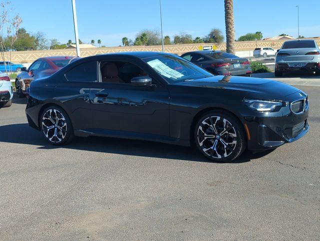 Used 2026 BMW 230i Coupe w/ Convenience Package RWD image 4