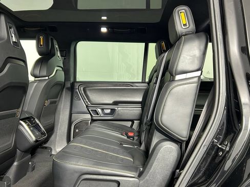 Used 2024 Rivian R1S Adventure AWD/4WD image 16