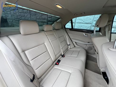 Used 2014 Mercedes-Benz E 350 Sedan w/ Premium 1 Package image 43