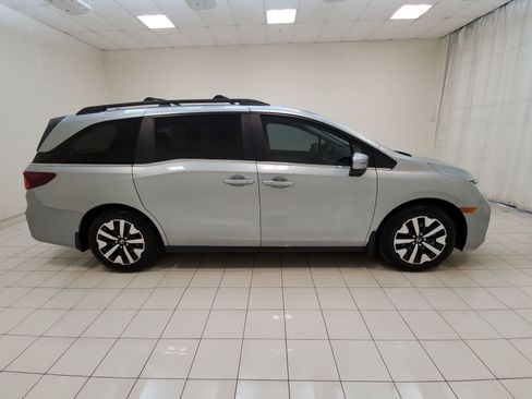 Certified 2025 Honda Odyssey EX-L image 28