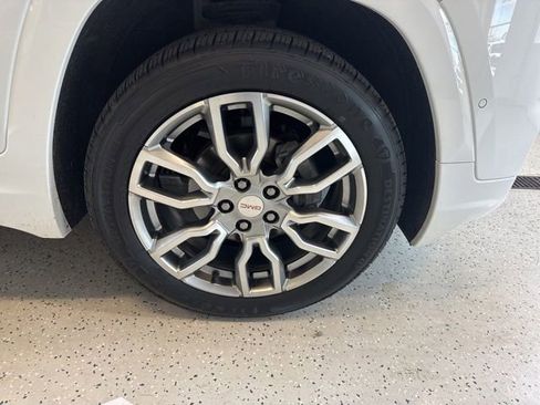 Used 2022 GMC Terrain Denali AWD/4WD image 14
