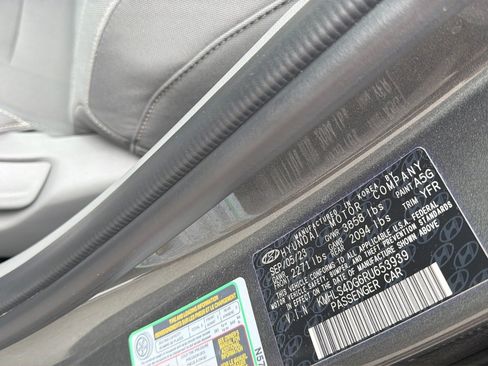 Certified 2024 Hyundai Elantra SEL w/ Convenience Package FWD image 30
