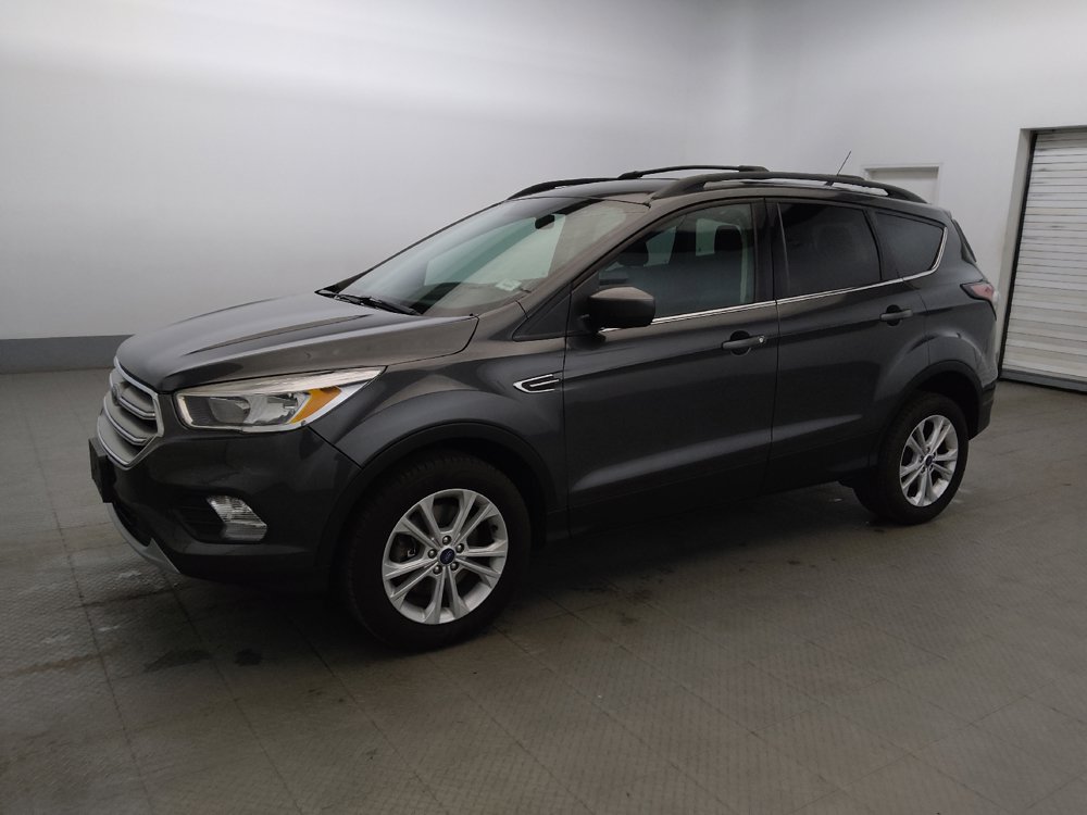 Used 2018 Ford Escape SE w/ SE Sync 3 Package AWD/4WD image 2