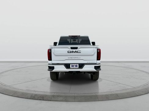 New 2026 GMC Sierra 3500 Denali Ultimate AWD/4WD image 7