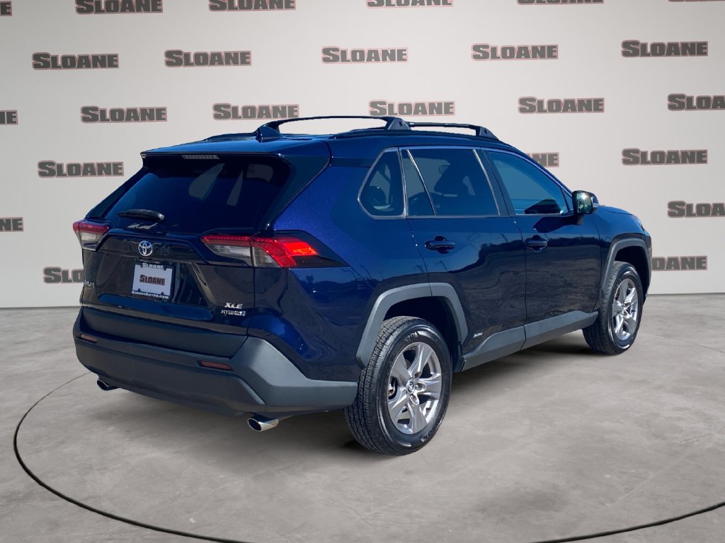Used 2023 Toyota RAV4 XLE w/ Convenience Package AWD/4WD image 5