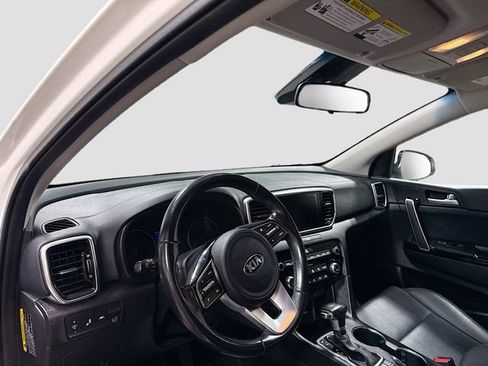 Used 2020 Kia Sportage EX image 10