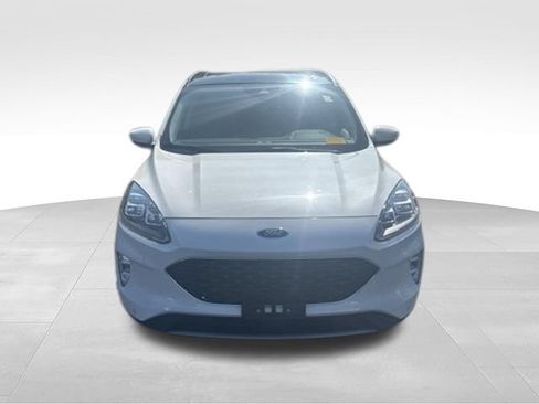 Used 2022 Ford Escape Titanium FWD image 7