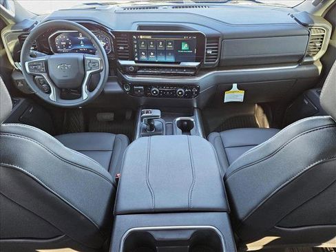 New 2025 Chevrolet Silverado 1500 LT Trail Boss w/ Convenience Package II image 16