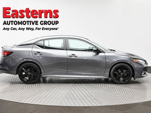 Used 2021 Nissan Sentra SR image 4