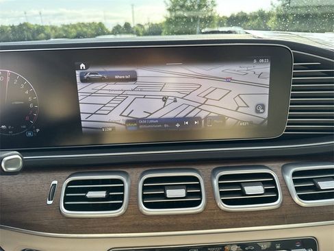 Certified 2025 Mercedes-Benz GLE 450e 4MATIC image 31