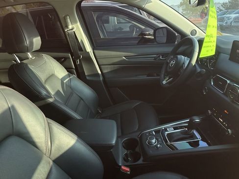 Used 2025 MAZDA CX-5 Carbon Edition image 3