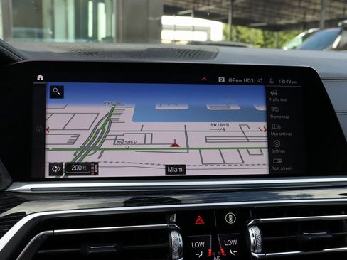 Used 2022 BMW X7 xDrive40i w/ M Sport Package image 42