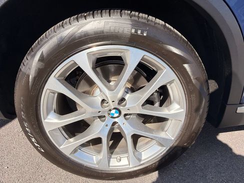 Used 2022 BMW X5 xDrive40i w/ Premium Package AWD/4WD image 33