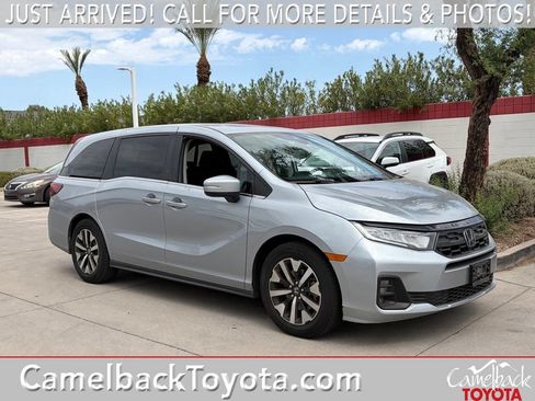 Used 2025 Honda Odyssey EX-L image 1