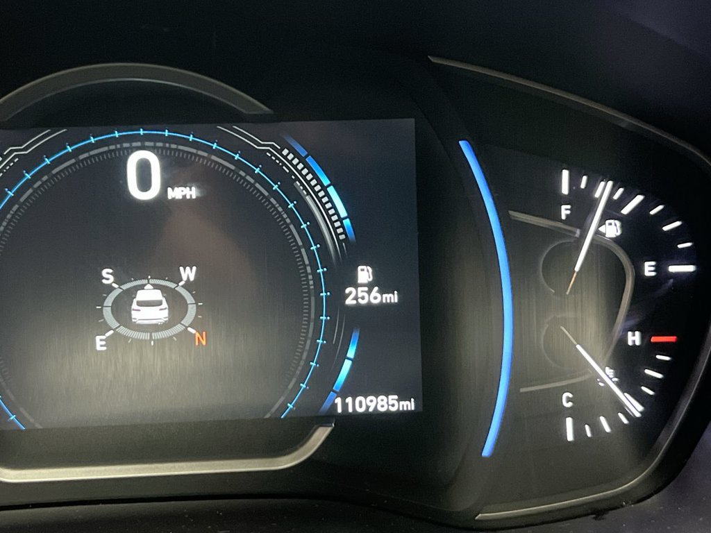 Used 2019 Hyundai Santa Fe FWD image 13