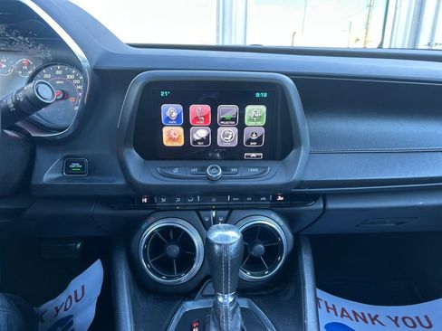 Used 2017 Chevrolet Camaro SS image 16