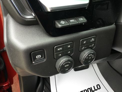 New 2026 Chevrolet Silverado 1500 LTZ w/ LTZ Premium Package AWD/4WD image 10