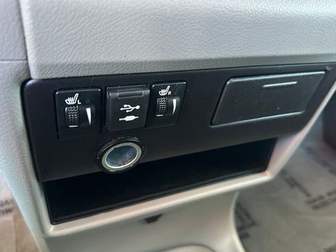 Certified 2018 Toyota Sienna XLE w/ XLE Navigation Package FWD image 36