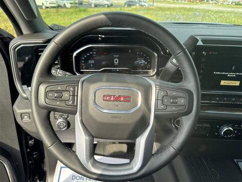 Used 2024 GMC Sierra 1500 Elevation image 20