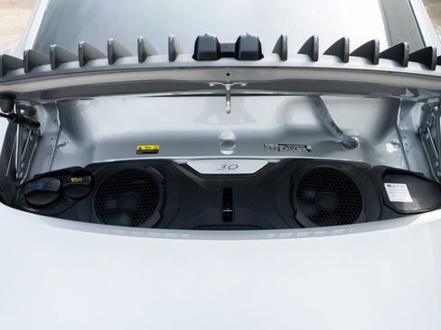 Used 2023 Porsche 911 Carrera T image 37