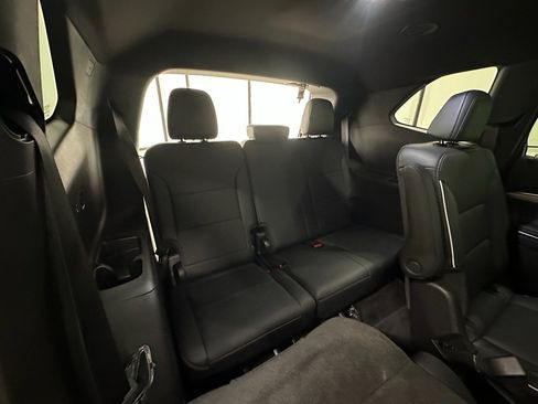 Certified 2025 Buick Enclave Preferred image 22