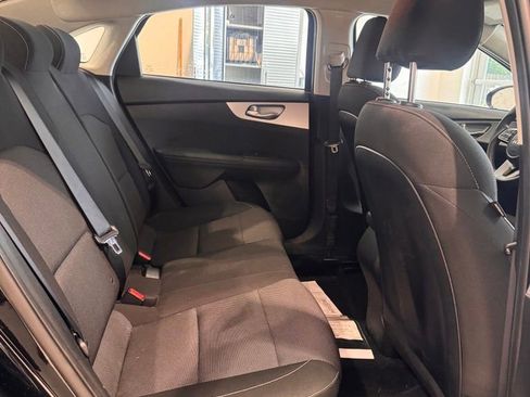 Used 2023 Kia Forte LXS FWD image 25