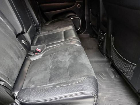 Used 2014 Jeep Grand Cherokee SRT8 w/ Luxury Group II image 13