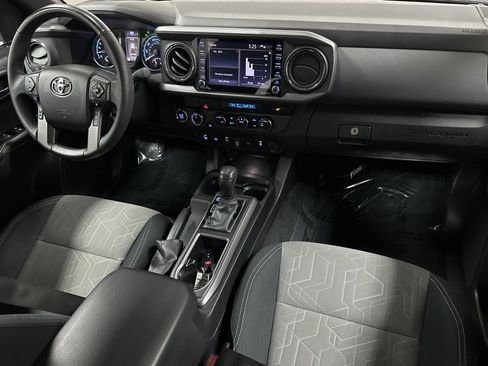 Used 2023 Toyota Tacoma TRD Sport w/ Technology Package image 12