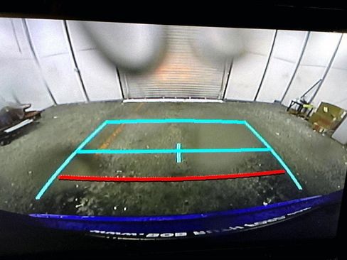 Used 2020 Toyota C-HR XLE image 20