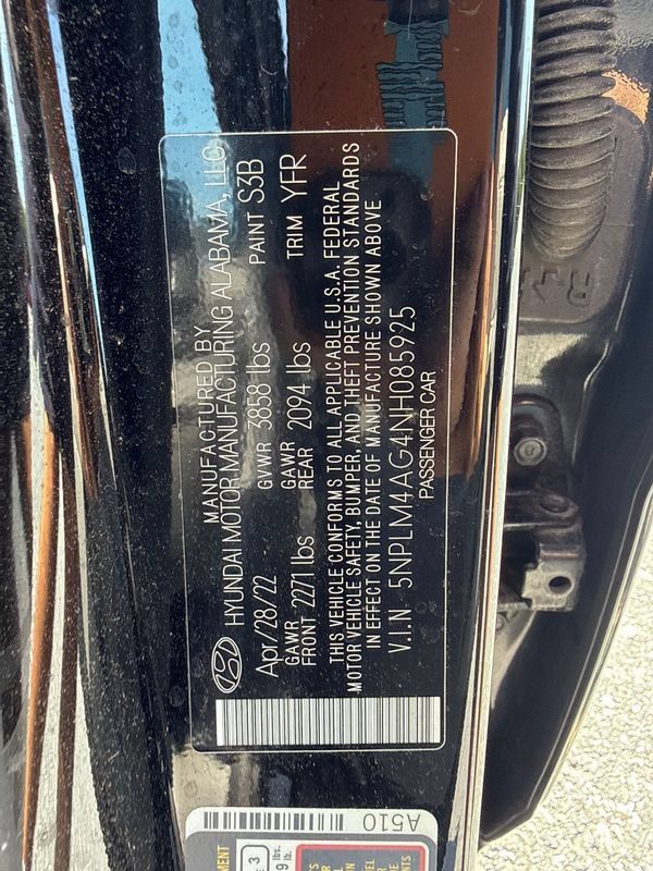 Used 2022 Hyundai Elantra SEL FWD image 25