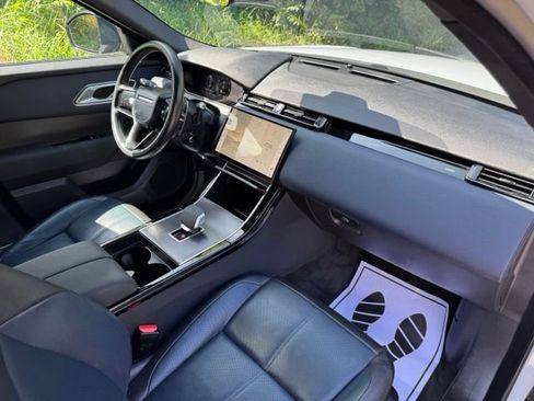 Certified 2024 Land Rover Range Rover Velar Dynamic SE AWD/4WD image 19
