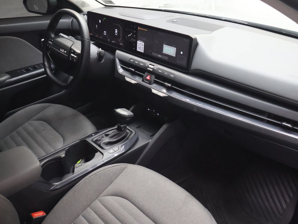 Used 2025 Kia K4 EX FWD image 10