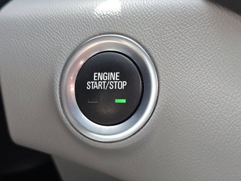 Used 2023 GMC Terrain SLT FWD image 8