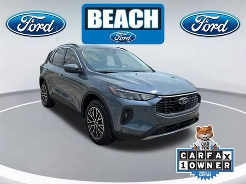 Used 2024 Ford Escape SE FWD image 1