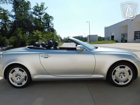 Used 2003 Lexus SC 430 Convertible RWD image 31